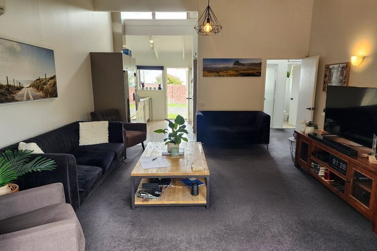 Photo of property in 3/42 James Laurie Street, Henderson, Auckland, 0612