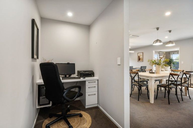 Photo of property in 8 Whincops Road, Halswell, Christchurch, 8025