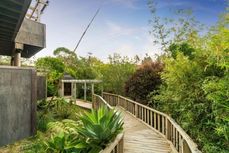 Photo of property in 7 Leo Street, Glen Eden, Auckland, 0602