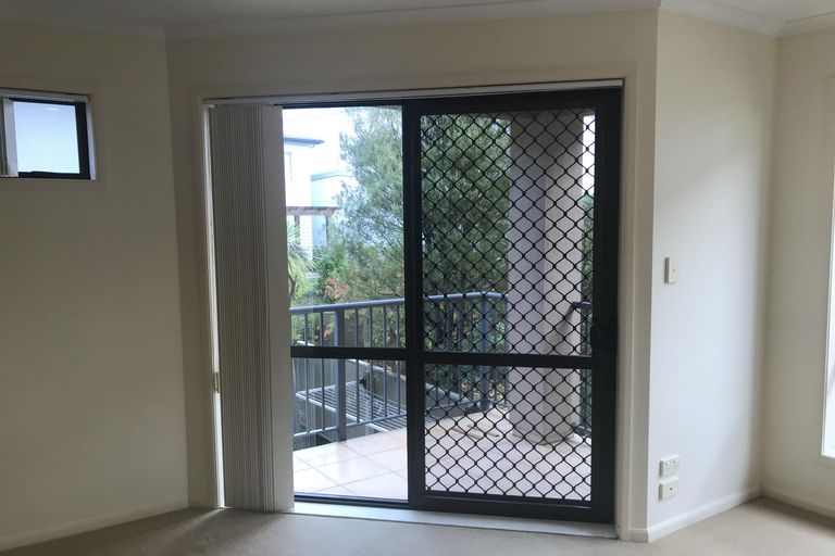 Photo of property in 71 Nautilus Drive, Gulf Harbour, Whangaparaoa, 0930