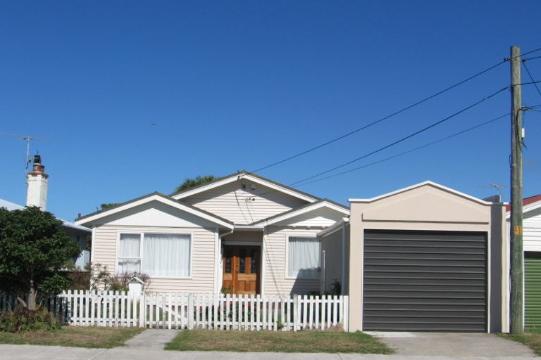 Photo of property in 8 Puriri Street, Miramar, Wellington, 6022