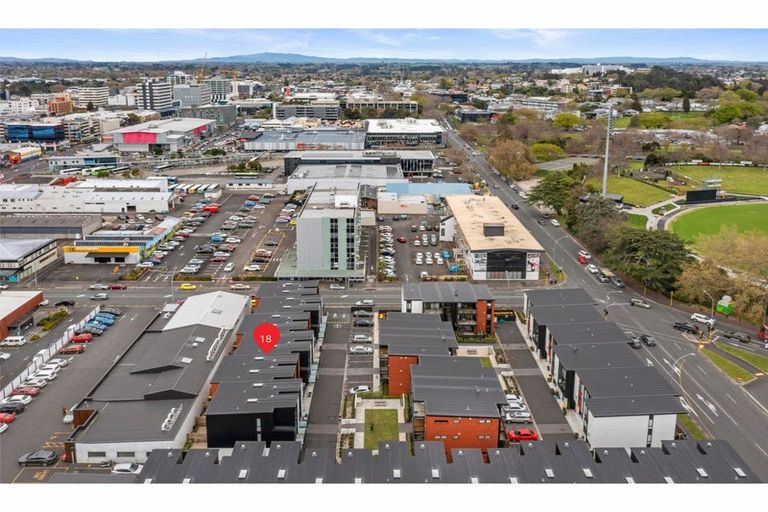 Photo of property in 18/182u London Street, Hamilton Central, Hamilton, 3204