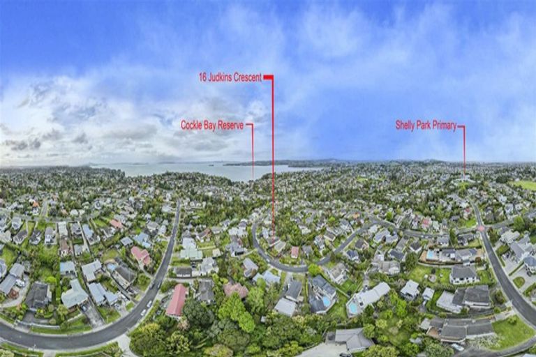 Photo of property in 16 Judkins Crescent, Cockle Bay, Auckland, 2014