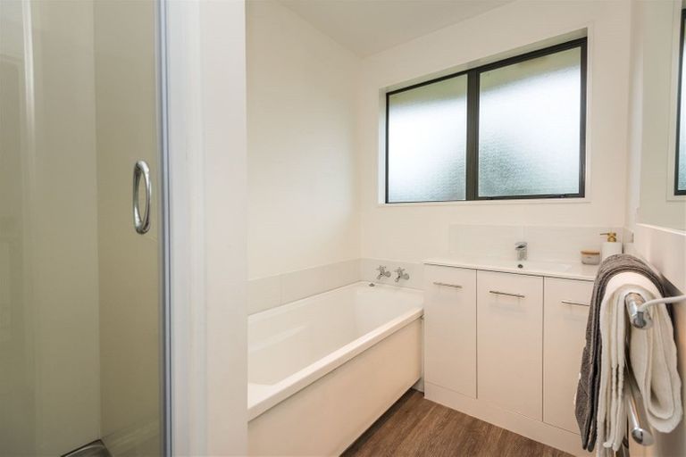 Photo of property in 18 Innisfree Place, Northwood, Christchurch, 8051