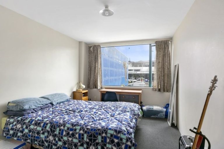 Photo of property in 5u7 Hopper Street, Mount Cook, Wellington, 6011