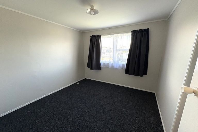 Photo of property in 2 Capella Place, Manurewa, Auckland, 2102