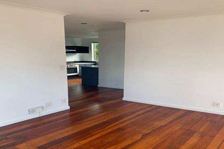Photo of property in 28 Watea Road, Torbay, Auckland, 0630
