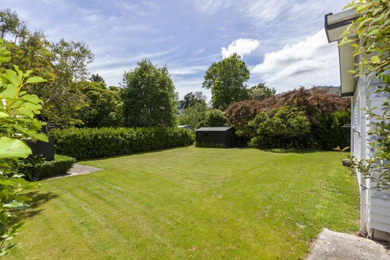 Photo of property in 29 Kohekohe Road, Waikanae, 5036