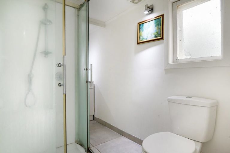 Photo of property in 86 Marlborough Avenue, Glenfield, Auckland, 0629