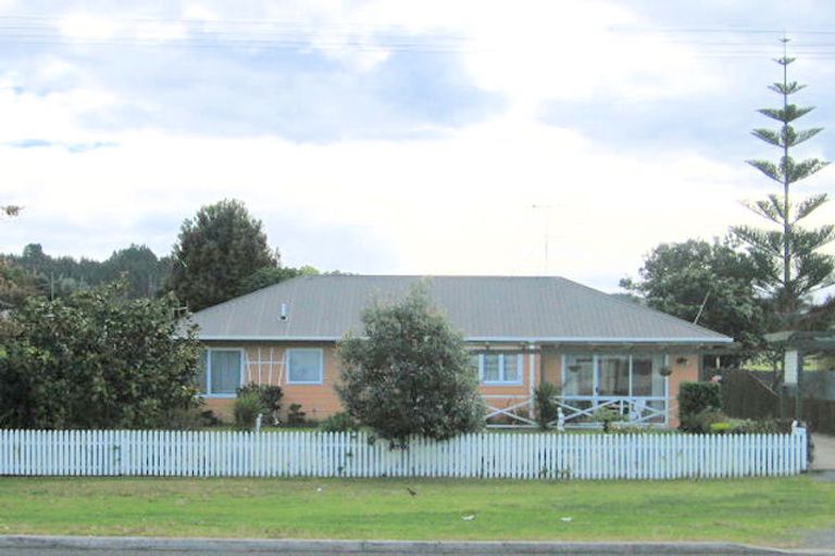 Photo of property in 323 Port Road, Whangamata, 3620