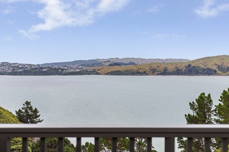 Photo of property in 45 The Crowsnest, Whitby, Porirua, 5024