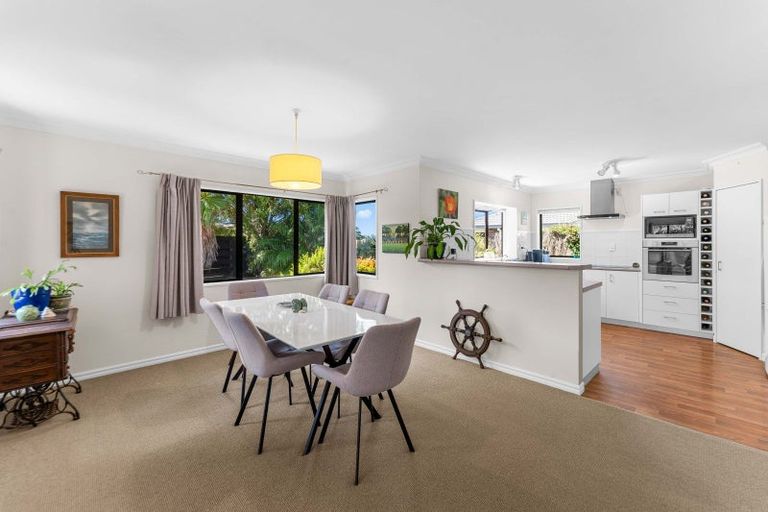 Photo of property in 28 Hibiscus Avenue, Mount Maunganui, 3116