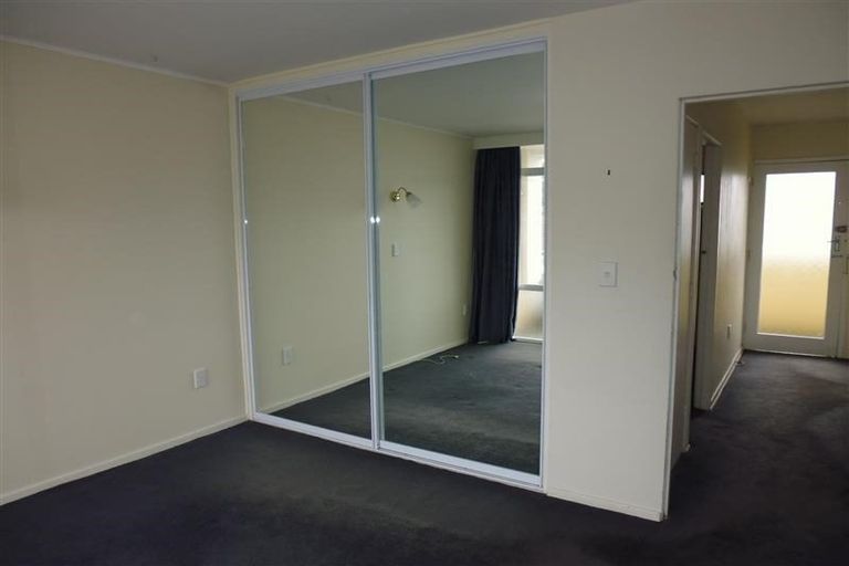 Photo of property in 14/4f Claremont Grove, Mount Victoria, Wellington, 6011