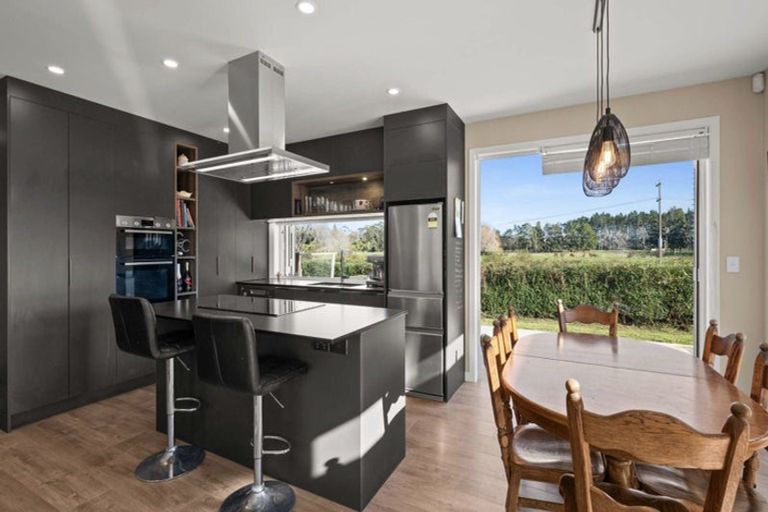 Photo of property in 34 Brookvale Lane, Taupaki, 0782