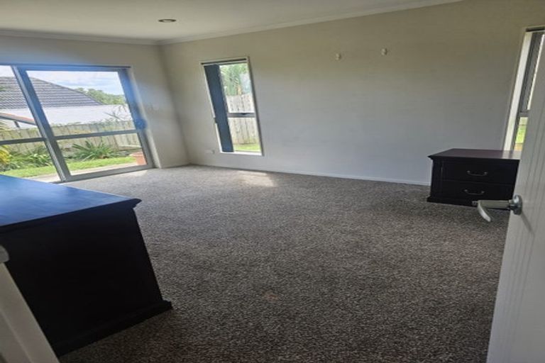 Photo of property in 12a Orams Road, Hillpark, Auckland, 2102
