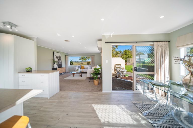 Photo of property in 61b Whatapaka Road, Karaka, Papakura, 2580