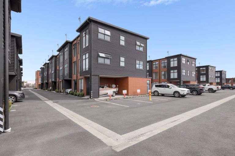 Photo of property in 17 Owens Place, Mount Maunganui, 3116