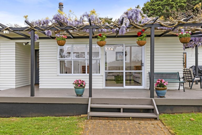 Photo of property in 32b Morley Road, Waiuku, 2681
