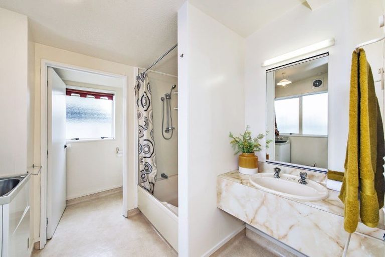 Photo of property in Lynvale Courts, 2/14 Spring Place, Leeston, 7632