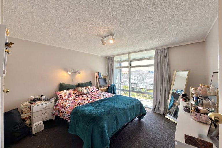 Photo of property in Manston Apartments, 2a/145 Ohiro Road, Brooklyn, Wellington, 6021