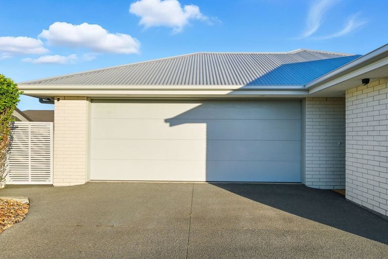 Photo of property in 18 Ridgeway Avenue, Rolleston, 7615