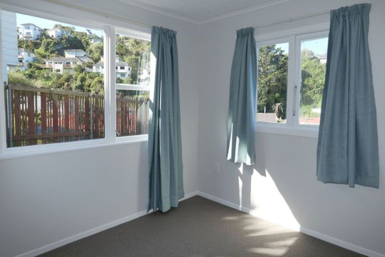 Photo of property in 132 Broderick Road, Johnsonville, Wellington, 6037