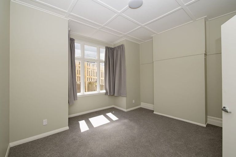 Photo of property in 15 Hanson Street, Mount Cook, Wellington, 6021
