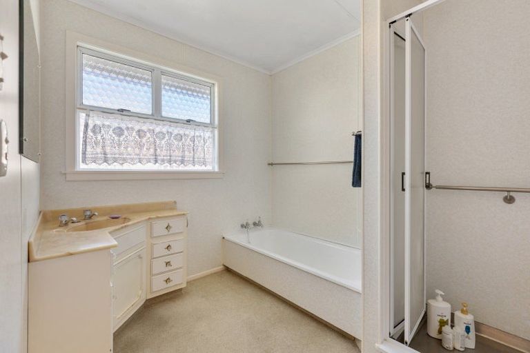 Photo of property in 1/239 Carrington Street, Vogeltown, New Plymouth, 4310