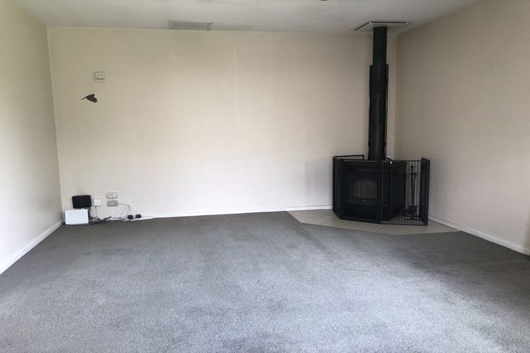 Photo of property in 16 Monet Vale, Rolleston, 7614