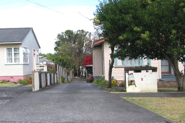 Photo of property in 4/8 Mayville Avenue, New Lynn, Auckland, 0600