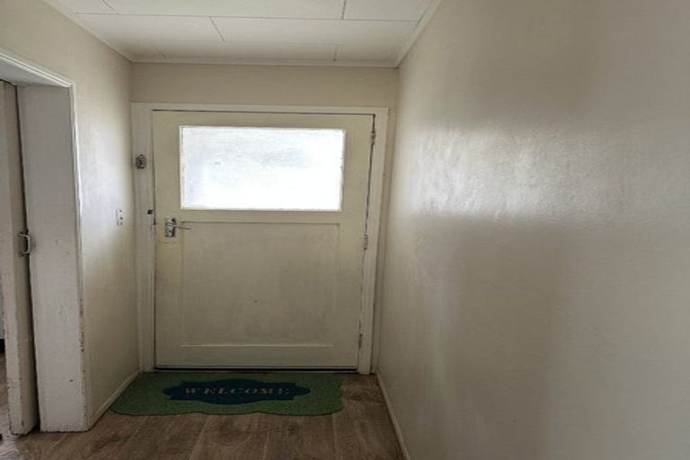 Photo of property in 8 Carey Place, Otara, Auckland, 2023