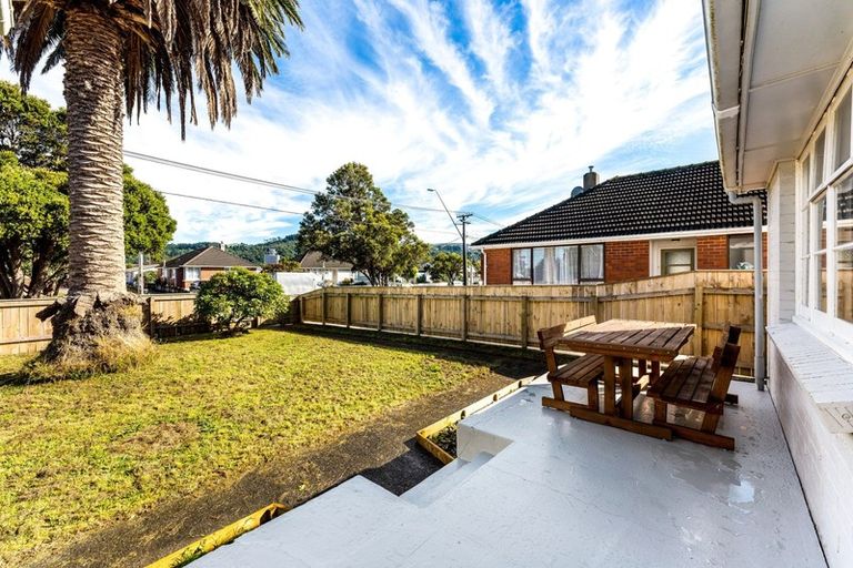 Photo of property in 328 Oxford Terrace, Avalon, Lower Hutt, 5011