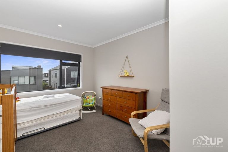 Photo of property in 6 Tuatua Road, Hobsonville, Auckland, 0616