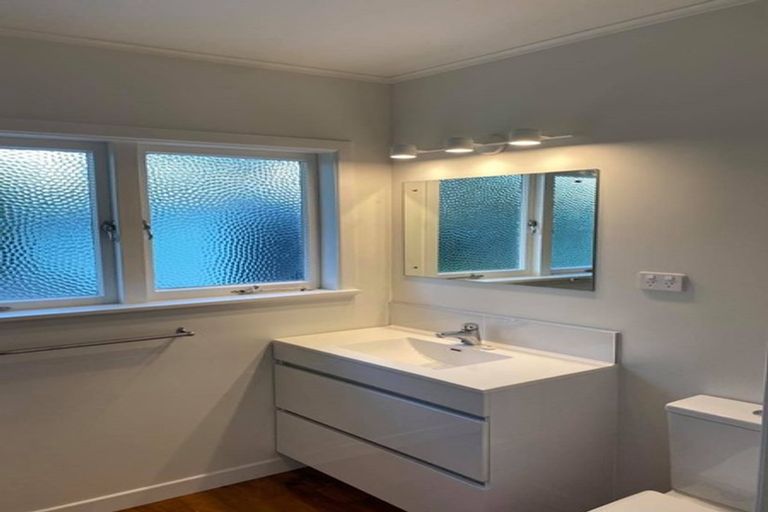 Photo of property in 18 Urlich Avenue, Melville, Hamilton, 3206