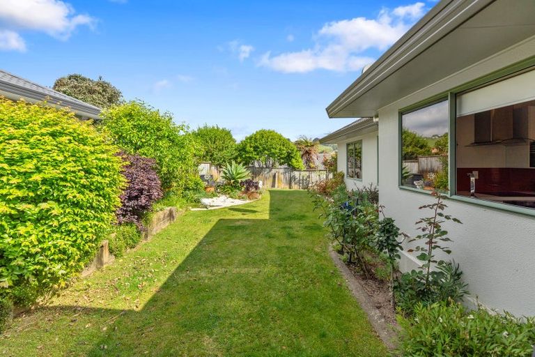 Photo of property in 23 Solander Drive, Welcome Bay, Tauranga, 3112