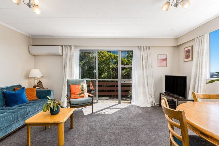 Photo of property in 1/26 Rajkot Terrace, Broadmeadows, Wellington, 6035