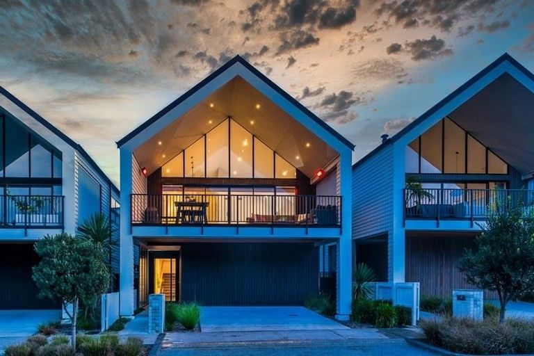 Photo of property in 42 Catalina Drive, Hobsonville, Auckland, 0616
