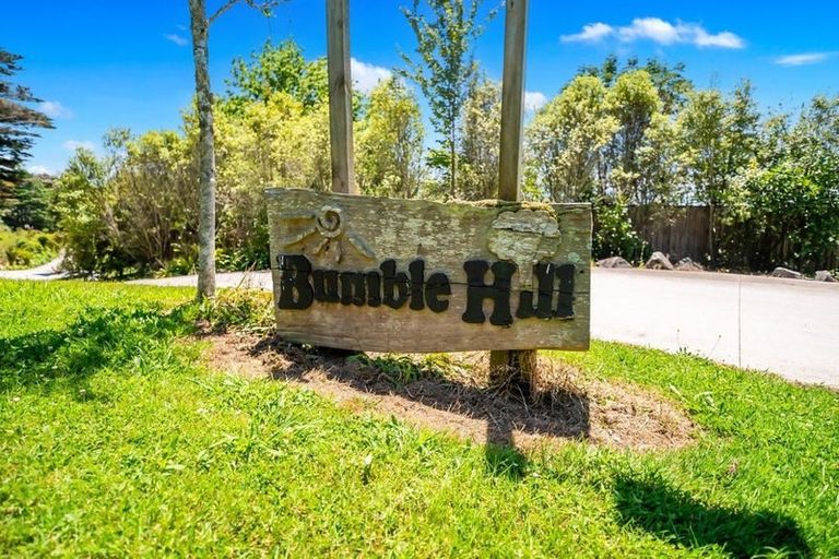 Photo of property in 586 Whitford Road, Whitford, Howick, 2571