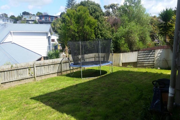 Photo of property in 32 Killarney Avenue, Torbay, Auckland, 0630