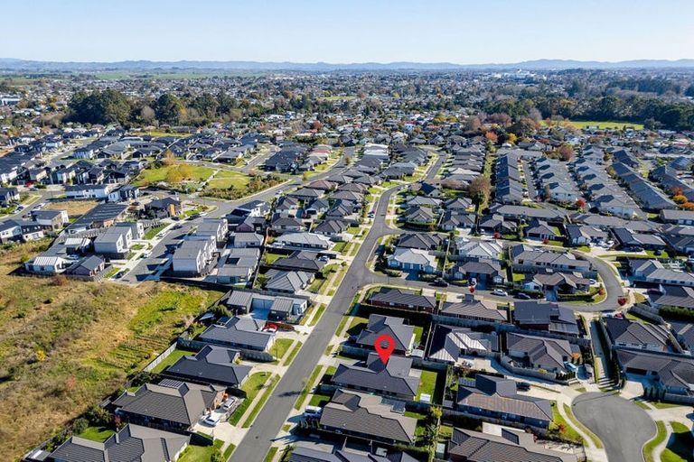 Photo of property in 59 Ladeira Place, Fitzroy, Hamilton, 3206