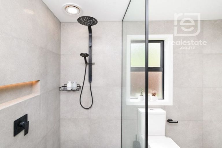 Photo of property in 35 Freedom Drive, Kelvin Grove, Palmerston North, 4414