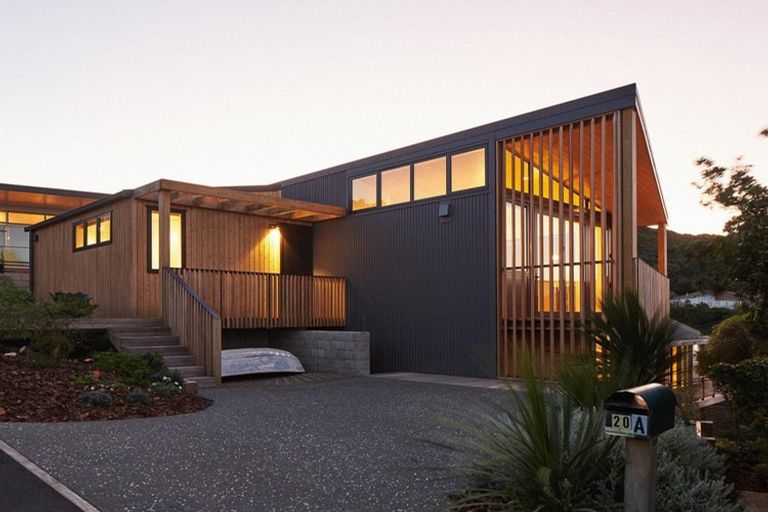 Photo of property in 20a High Street, Island Bay, Wellington, 6023