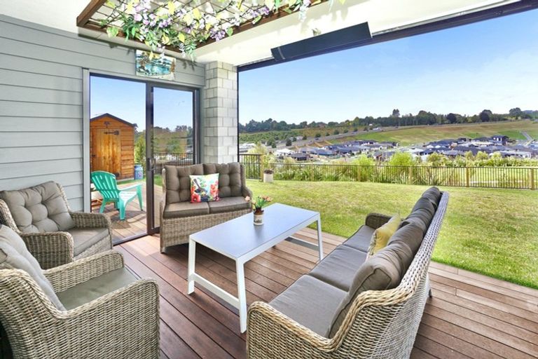 Photo of property in 8 Kiritiana Close, Pyes Pa, Tauranga, 3112