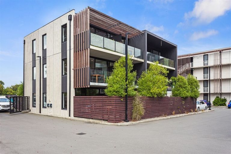 Photo of property in Leicester Executive Apartments, 211/282 Madras Street, Christchurch Central, Christchurch, 8011
