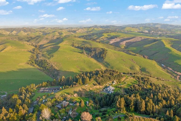 Photo of property in 871 Krippner Road, Puhoi, Silverdale, 0994