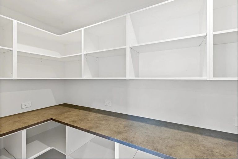 Photo of property in 33 Lowes Road, Rolleston, 7614