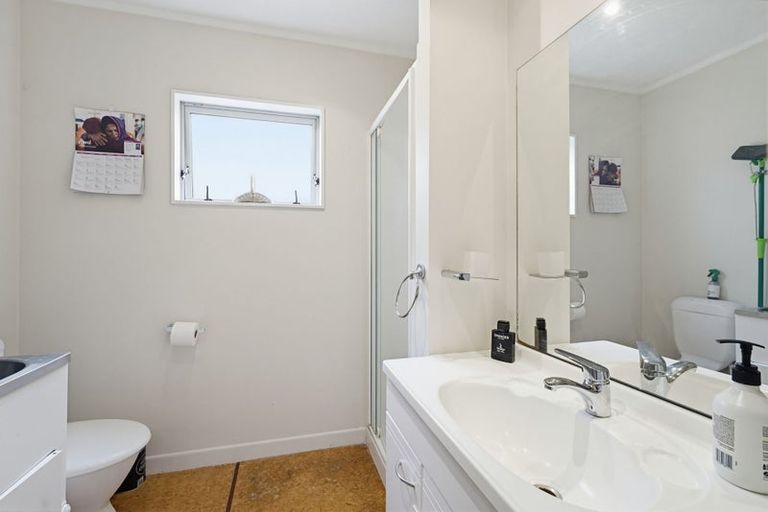 Photo of property in 15a Middleton Road, Paraparaumu Beach, Paraparaumu, 5032