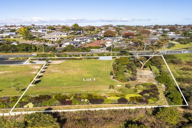 Photo of property in 126r State Highway 2 North, Bethlehem, Tauranga, 3110