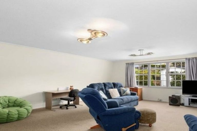 Photo of property in 53 Cambrian Street, Churton Park, Wellington, 6037