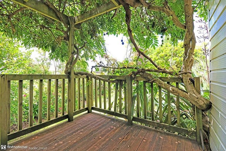 Photo of property in 10 Stingray Crescent, Whiritoa, Whangamata, 3691